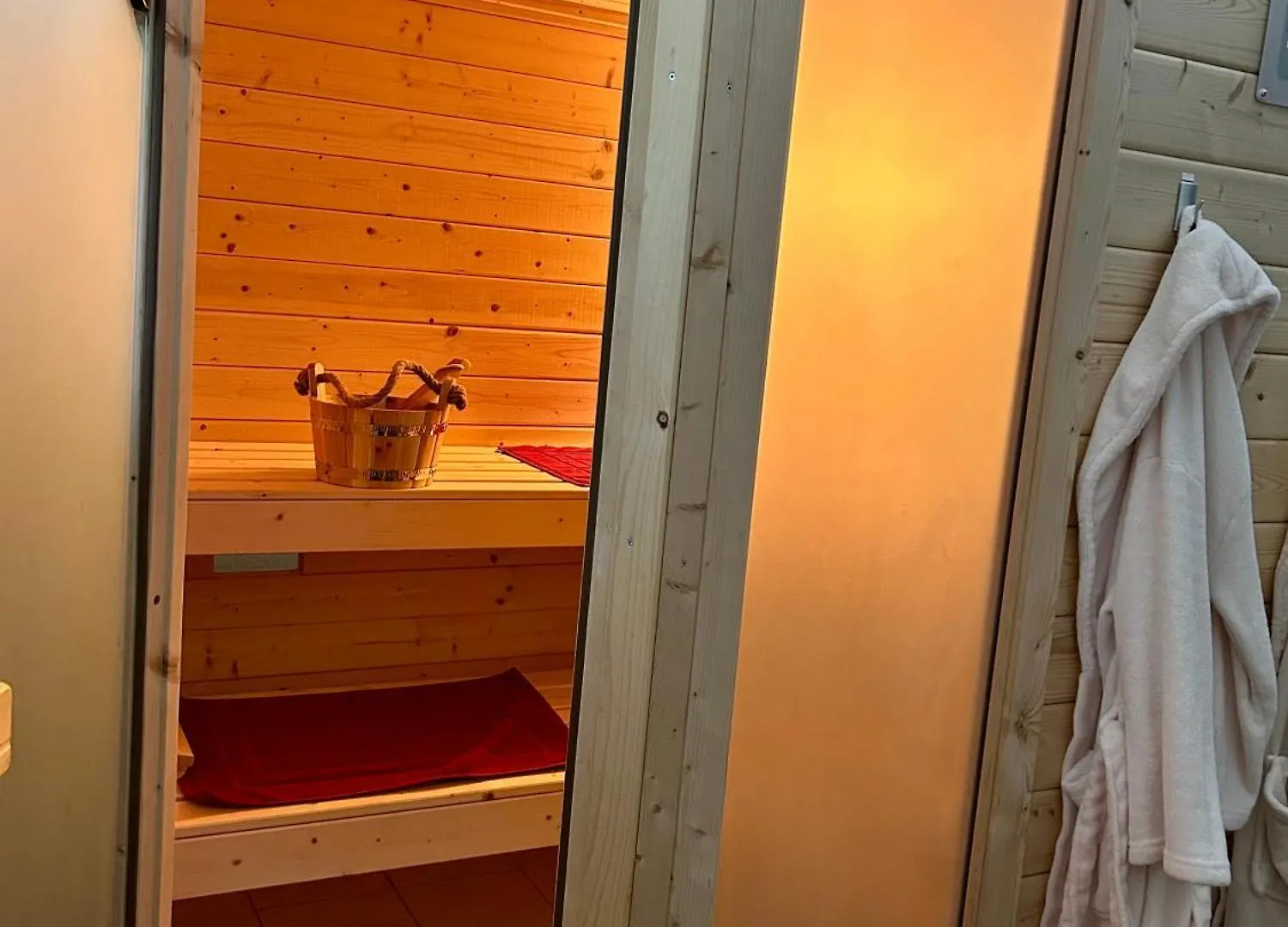 Haus Mit Sauna Am Waldrand - Naehe Brombachsee Altmuehlsee Windsbach Holiday home